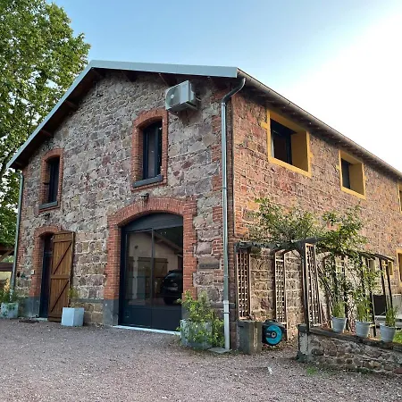 Guest house La Grange Aux Hirondelles - Complet Et Independant Commelle-Vernay